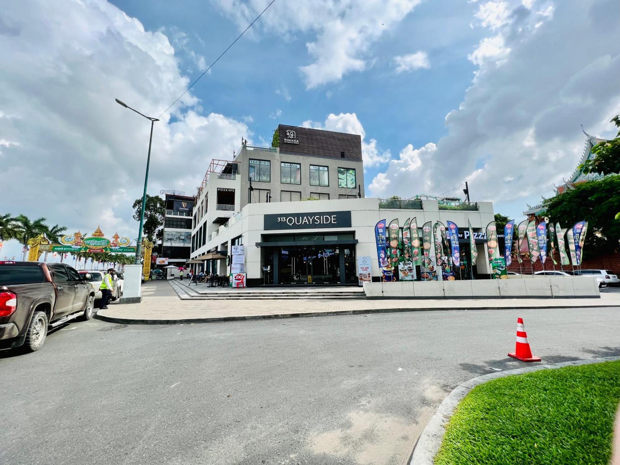 Asiban Quay Boutique Hotel Phnom Penh Exterior photo